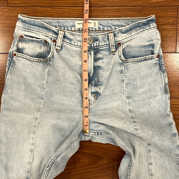 Abercrombie & Fitch the Skinny High Rise Jeans - Picture 10 of 14